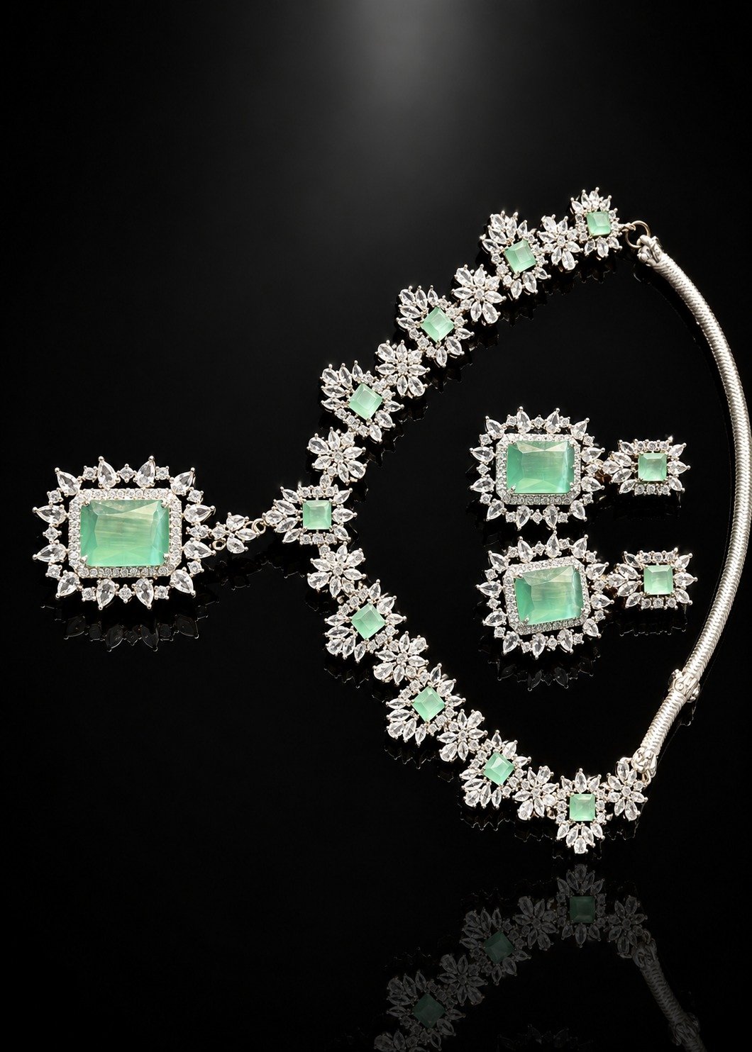 Trendy American Diamond Jewelry Set for Ladies