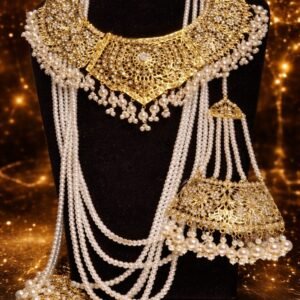 Classic Hyderabadi Wedding Jewelry Set